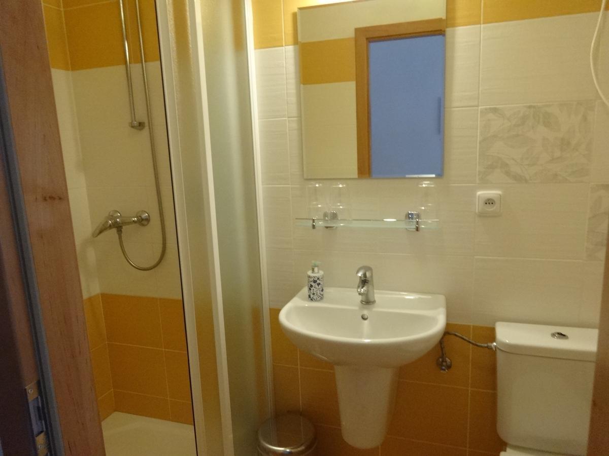 Hostinec U Janatu S Ubytovanim Cestin Стая снимка